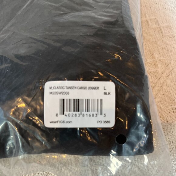 **NEW W TAGS** FIGS Tansen Cargo Utility Jogger Scrub Pants in BLACK - Picture 7 of 7